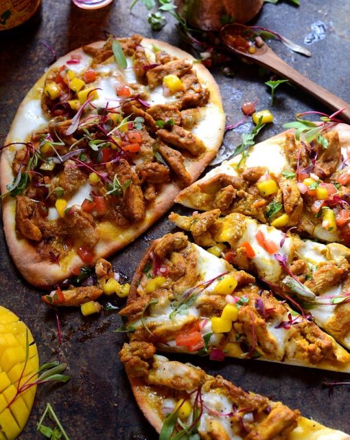 Chicken korma naan bread pizza