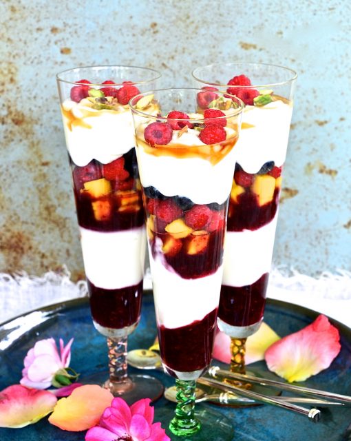 Berry Breakfast Parfaits