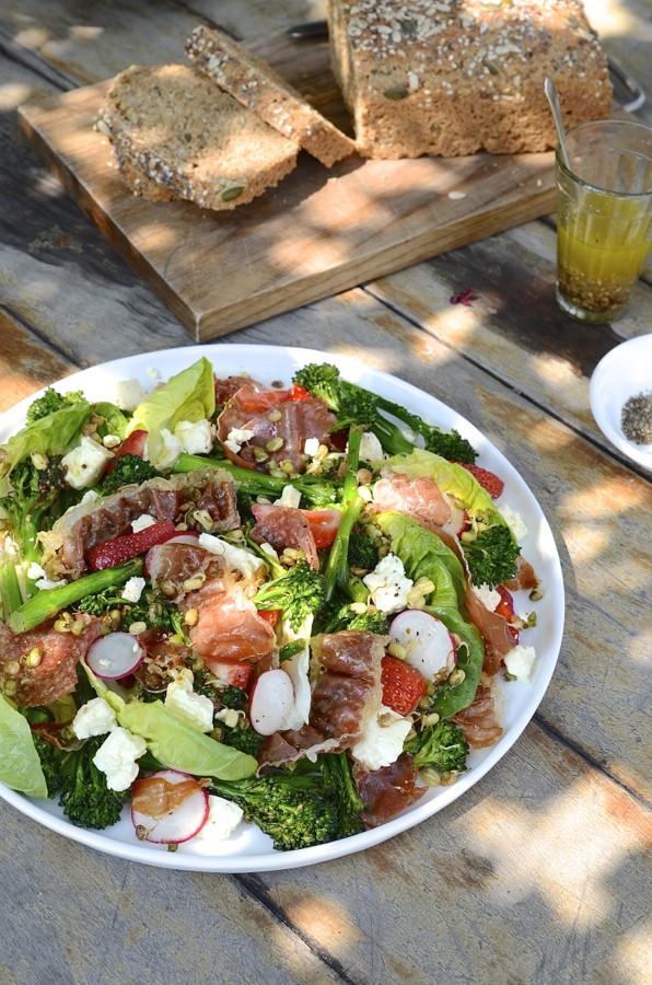 Prosciutto, strawberry and feta salad