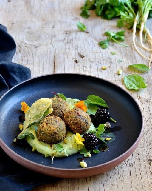 Spinach and quinoa falafel