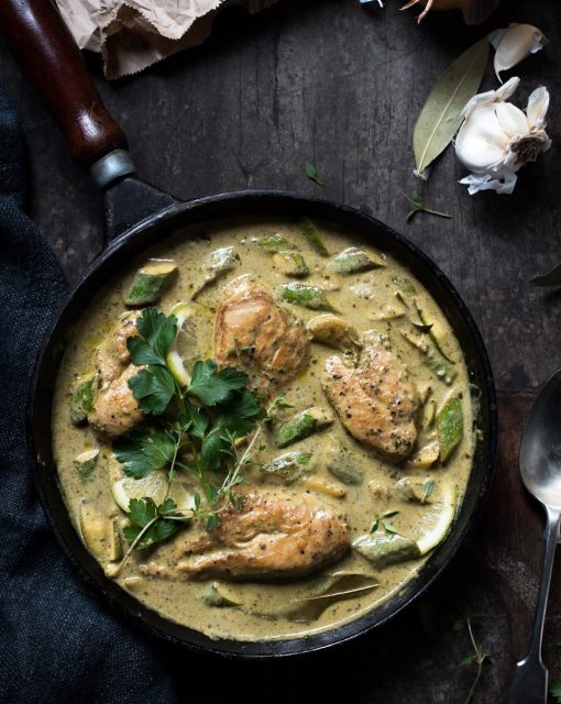 Zucchini and pesto chicken casserole