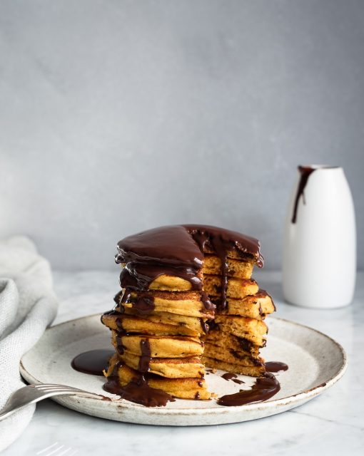 Fluffy choc-chip pumpkin pancakes