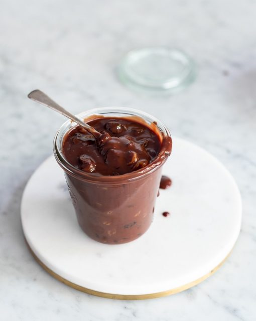 Christmas pudding chocolate sauce