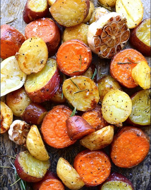 Roast potatoes with rosemary