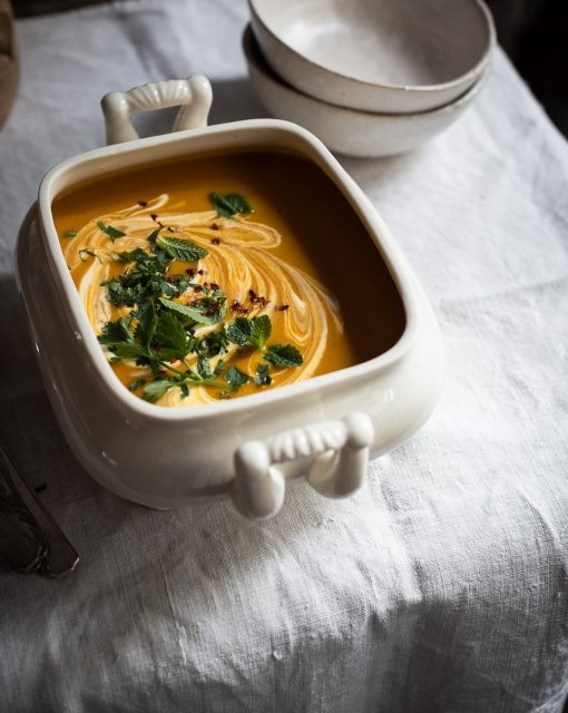 Roast butternut soup with chickpeas and leeks