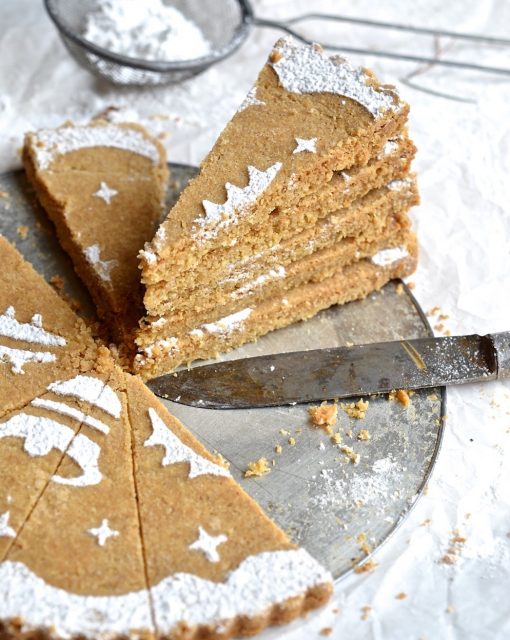 Ginger and oat shortbread