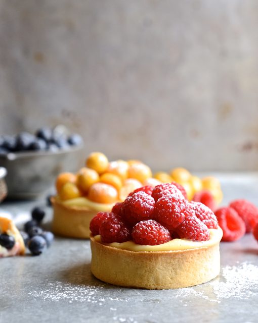 Crème pâtissière summer berry tarts