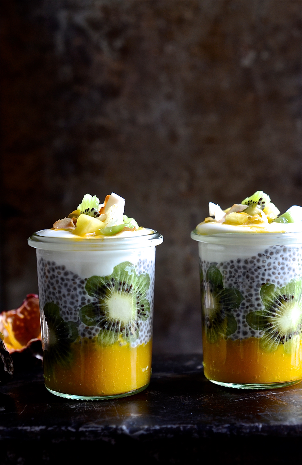 Tropical chia pudding pots