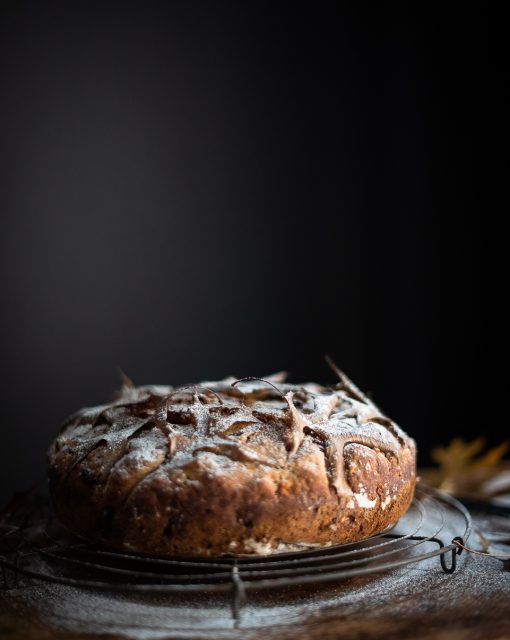 No knead Hot cross bun bread